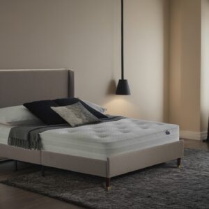 Paula Queen Bed